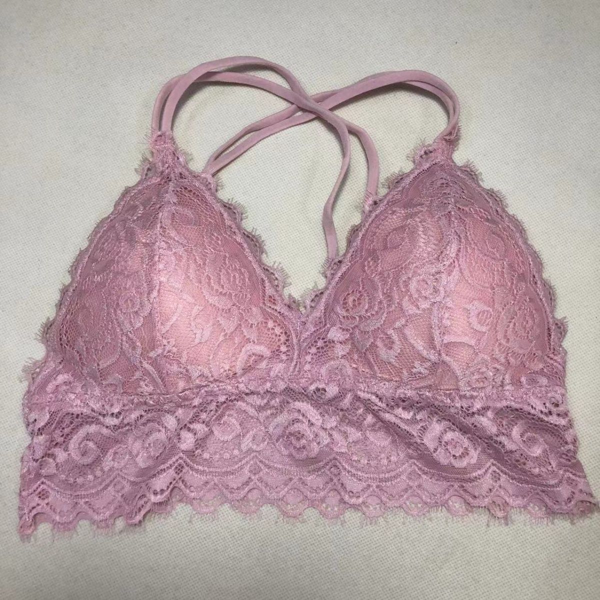 Elegant Lace Bralette – Soft, Stylish, and All-Day Comfortable