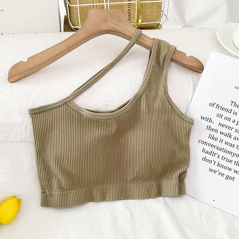 TwistEdge One-Shoulder Crop Top – Minimal Meets Bold