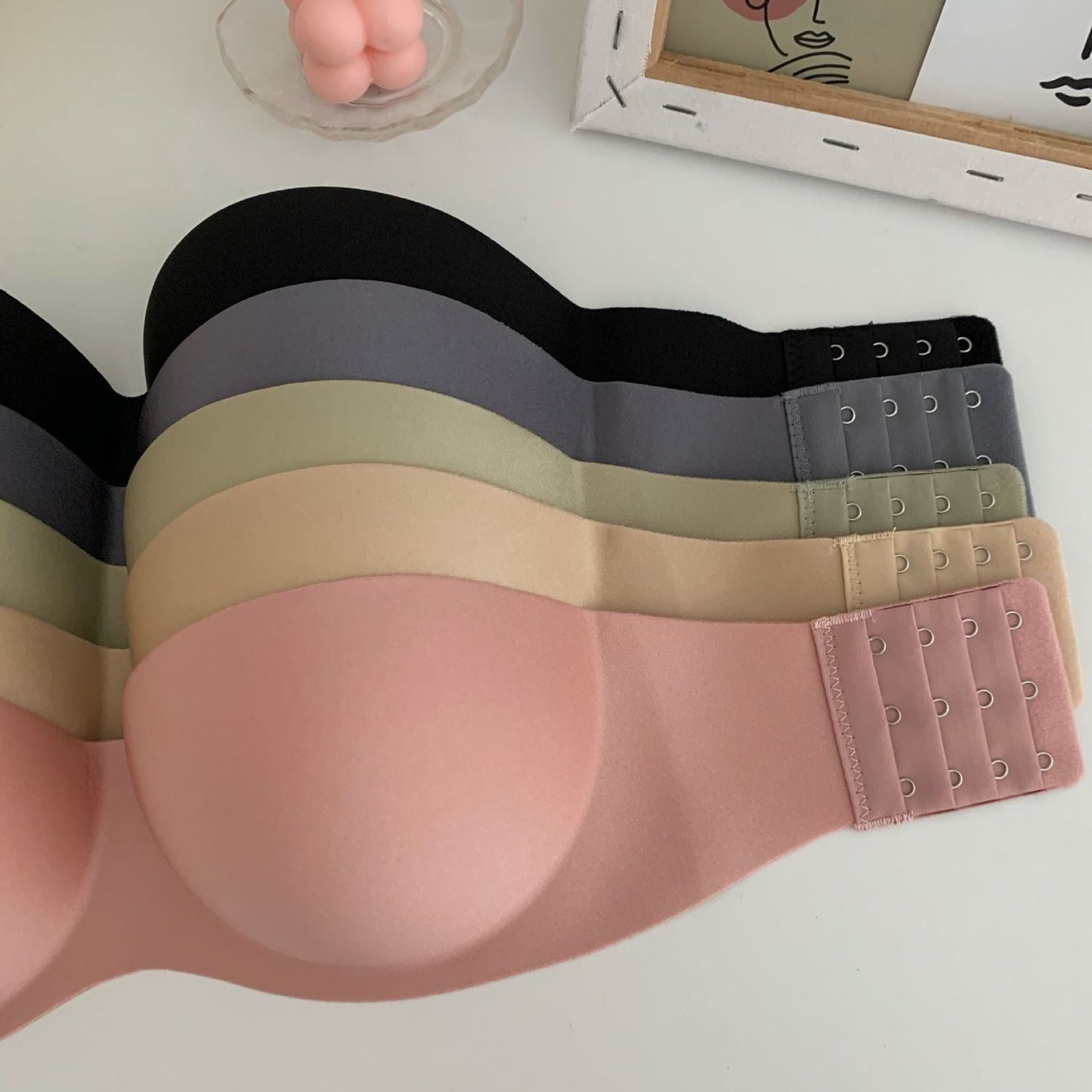 Multiway Strapless Bra – Versatile, Seamless, and Perfect for Any Outfit