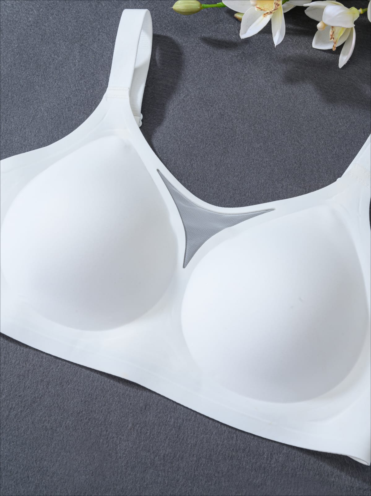 Soft Comfort Bra with Net Detail – Wire-Free Everyday Support