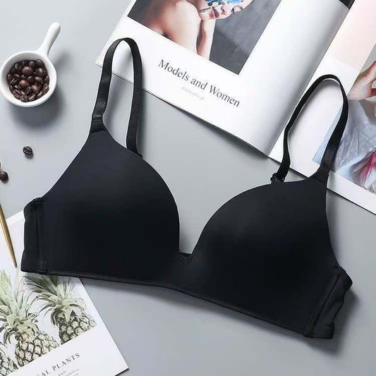 Everyday Comfort Wireless Bra – Seamless Essentials