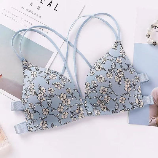 Floral Triangle Bra – Lightweight Comfort and Soft Lift