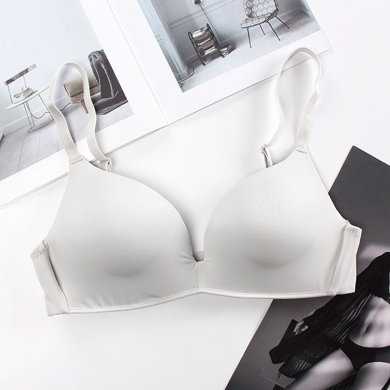 Everyday Comfort Wireless Bra – Seamless Essentials