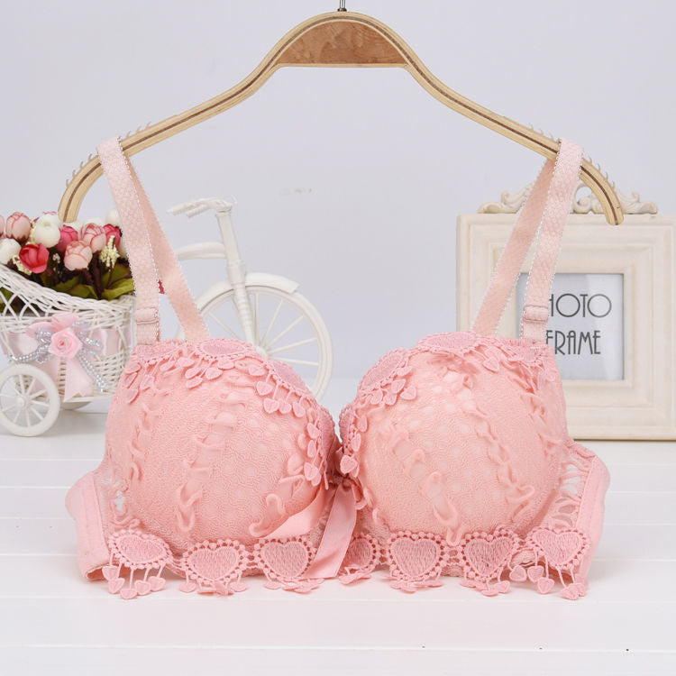 Blossom Lace Floral Bra & Panty Set – Elegant Lace Charm
