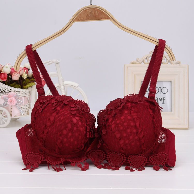 Blossom Lace Floral Bra & Panty Set – Elegant Lace Charm