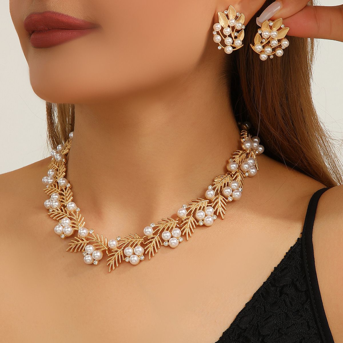 Leaf & Pearl Jewelry Set