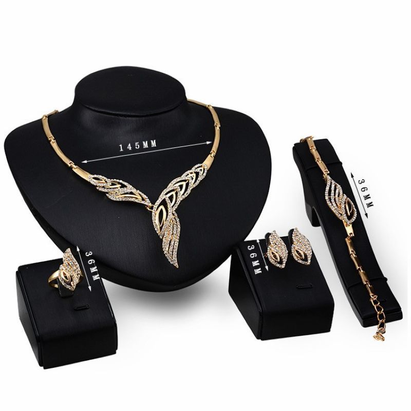 Gilded Leaf Jewelry Set