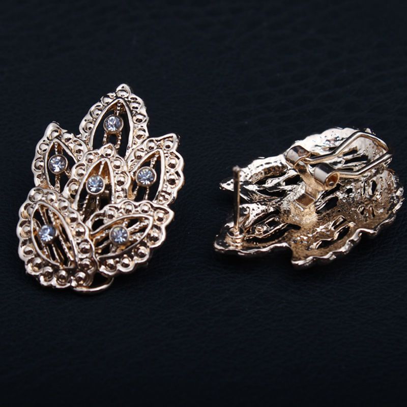 Celestia Leaf Radiance Golden Jewlary Set