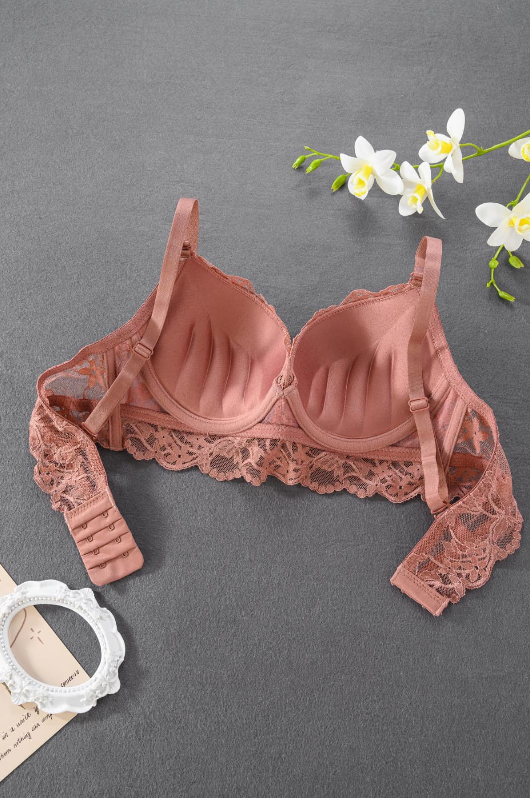 Elegant Lace Bra &amp; Panty Set – Sophisticated, Feminine, and All-Day Comfortable